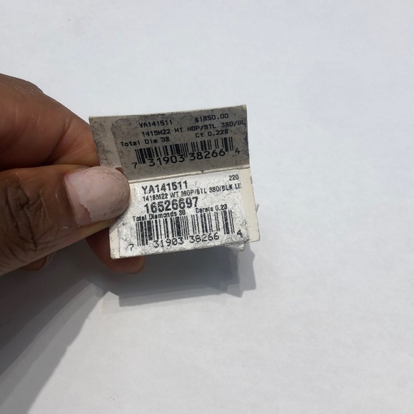 Gucci Diamond woman’s watch - Picture 11 of 11